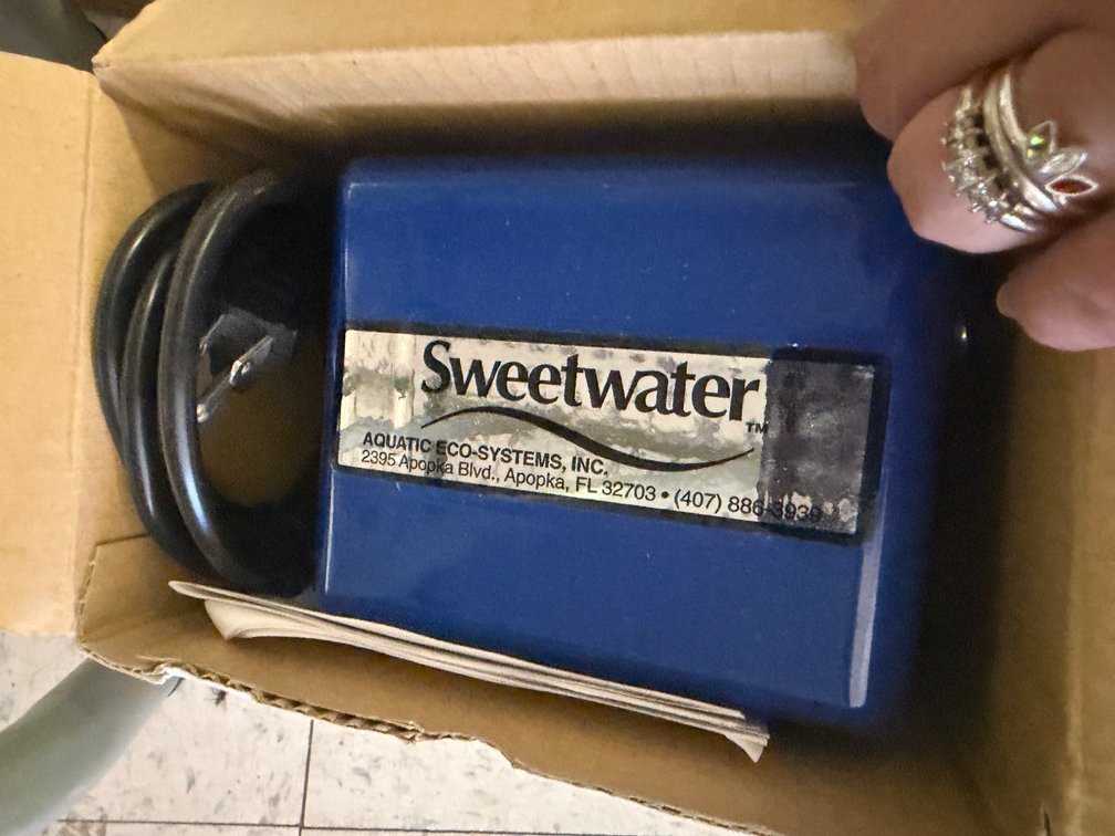 Sweetwater Aquatic Eco-Systems Oil-Less Linear Air Pump
