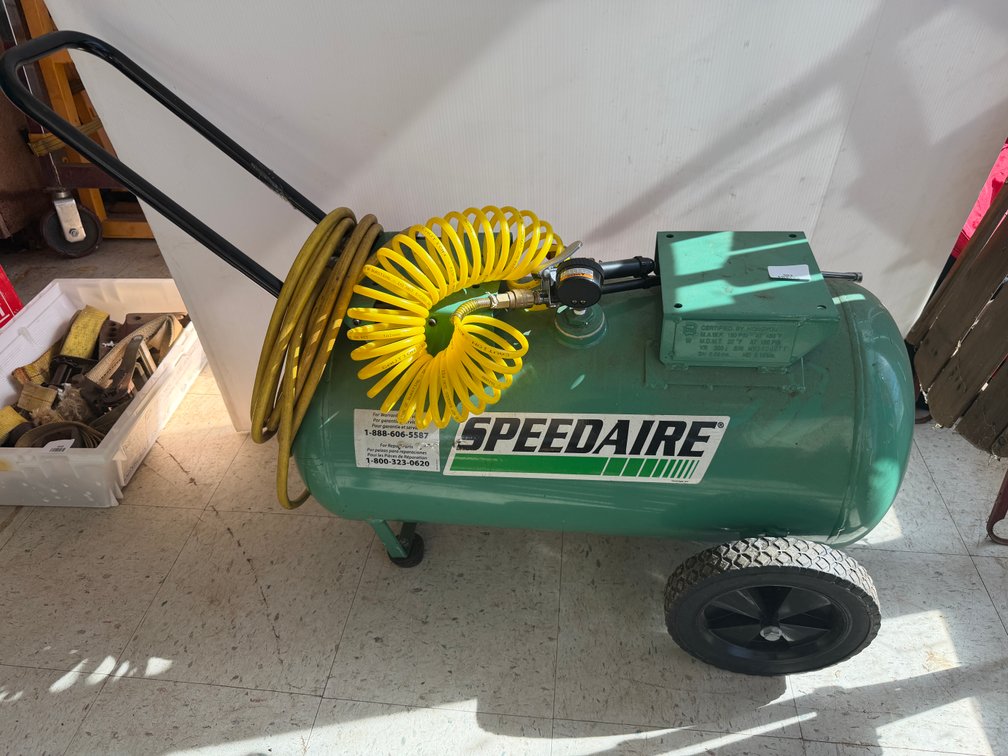 Speedaire 1NNF6 20-Gallon Portable Air Compressor Tank