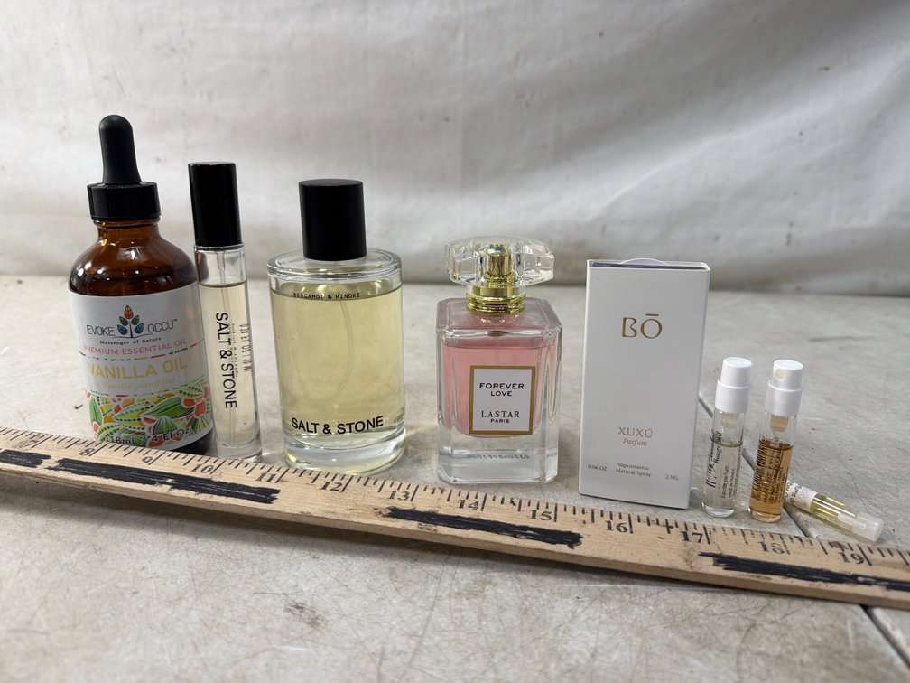 Perfume, Essential Oil, and Fragrance Samples