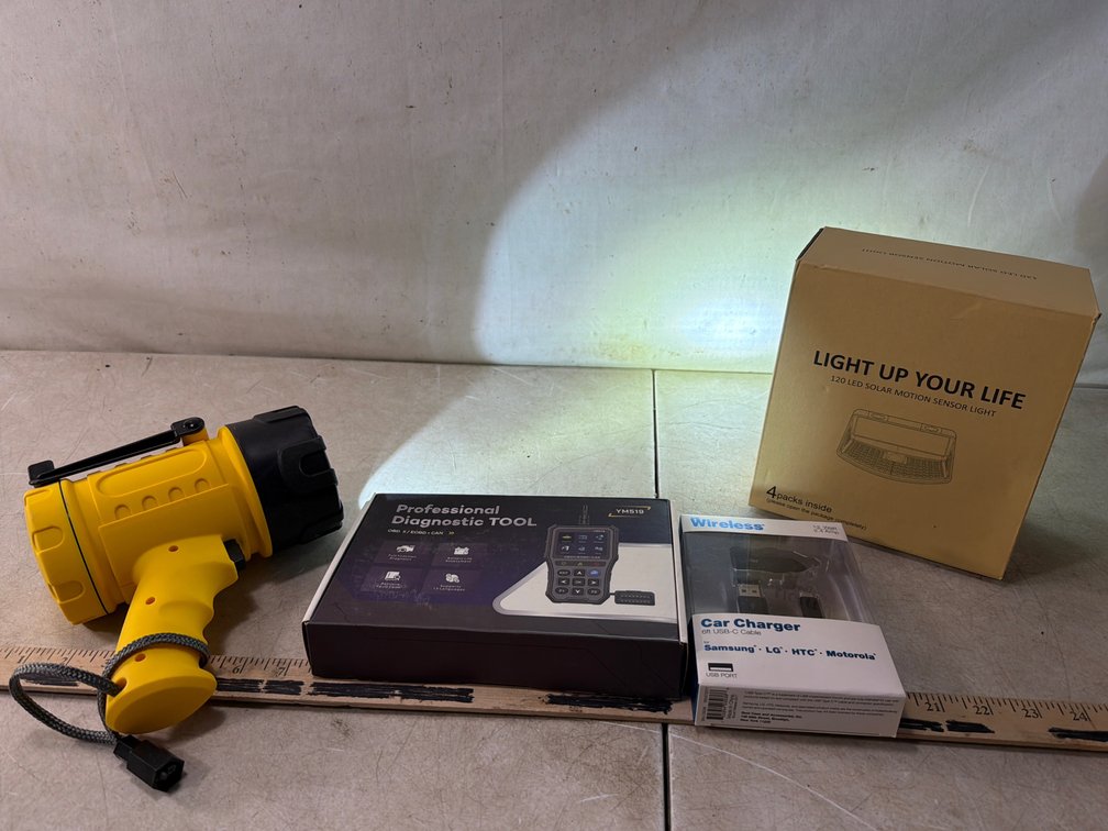 Spotlight, YM519 Diagnostic Tool, Car Charger, and Solar Lights