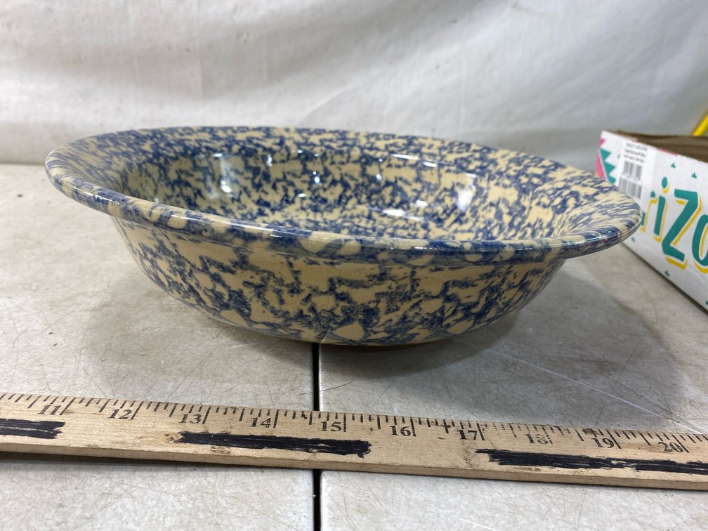 R. R. P. Co. Blue Spongeware Ceramic Basin