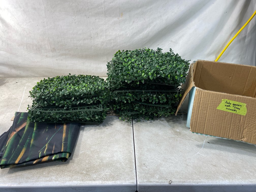 Artificial Boxwood Hedge Panels and Bamboo Fabric Backdrop