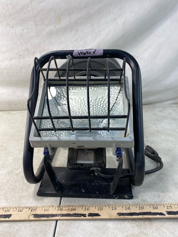 Portable Work Lights with Tubular Metal Stands