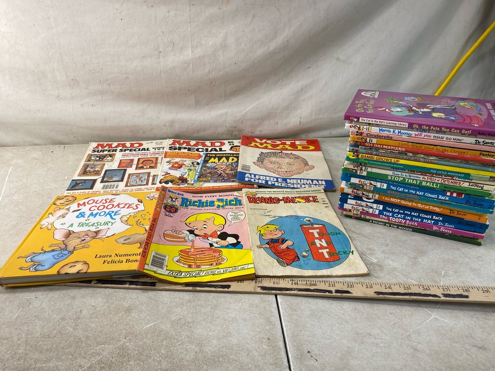 Children's Hardcover Storybooks and Comic Magazines