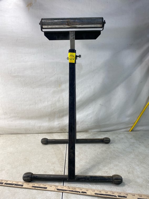 Adjustable Metal Outfeed Roller Support Stand
