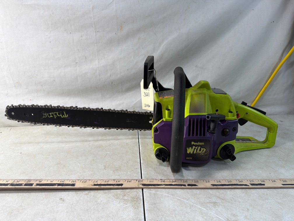Poulan Wild Thing 2375 Gas-Powered Chainsaw