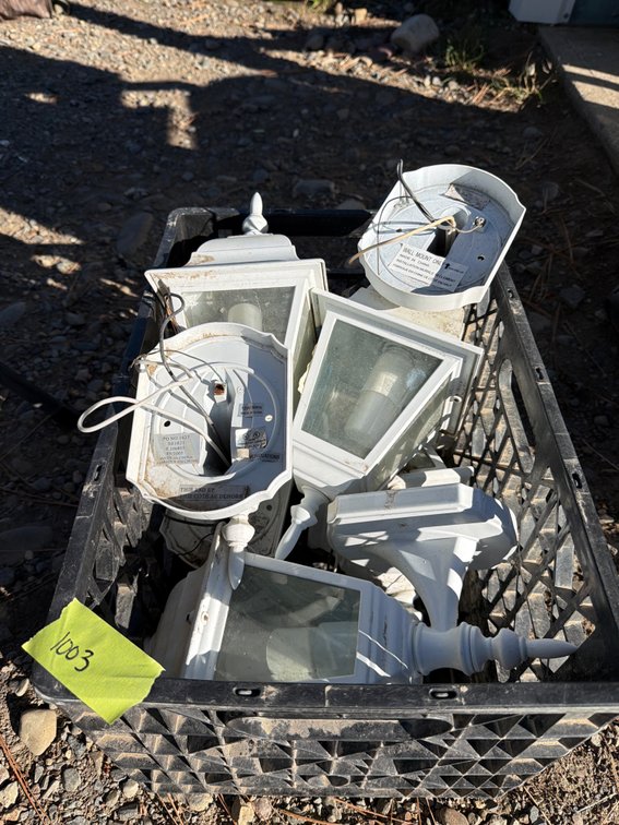 White Outdoor Wall-Mount Lantern Light Fixtures