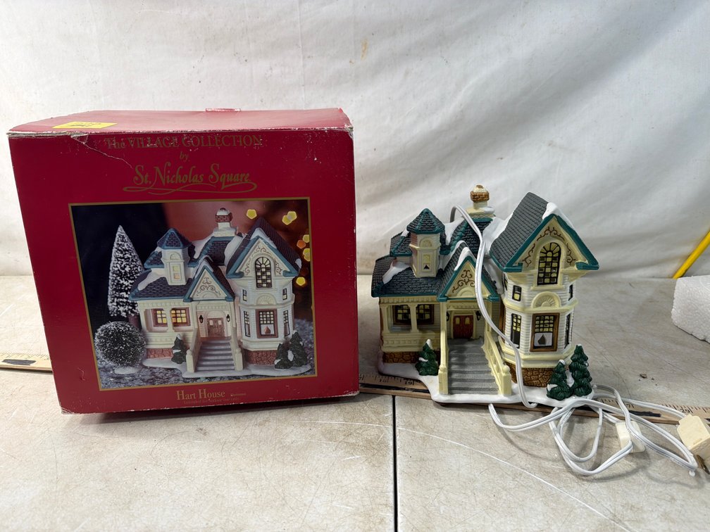 St. Nicholas Square Hart House Illuminated Village Building