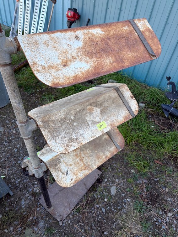 Three-Tier Metal Pipe Stand with Curved Shelves