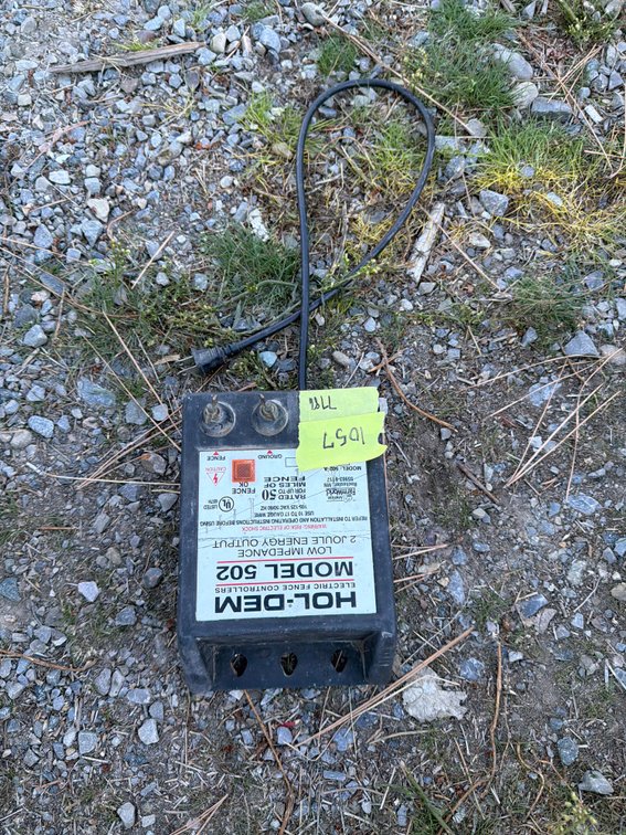 Hol-Dem Model 502 Electric Fence Controller