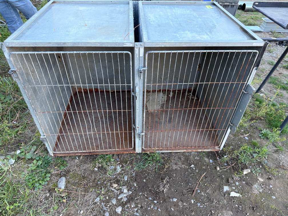 Galvanized Metal Two-Compartment Dog Crate