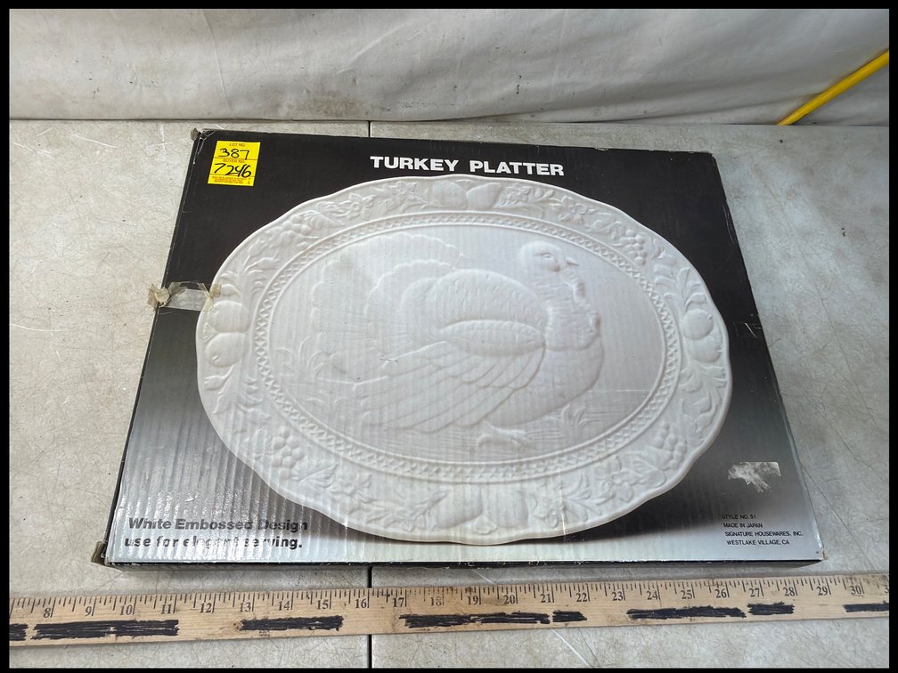 Signature Housewares Ceramic Turkey Platter