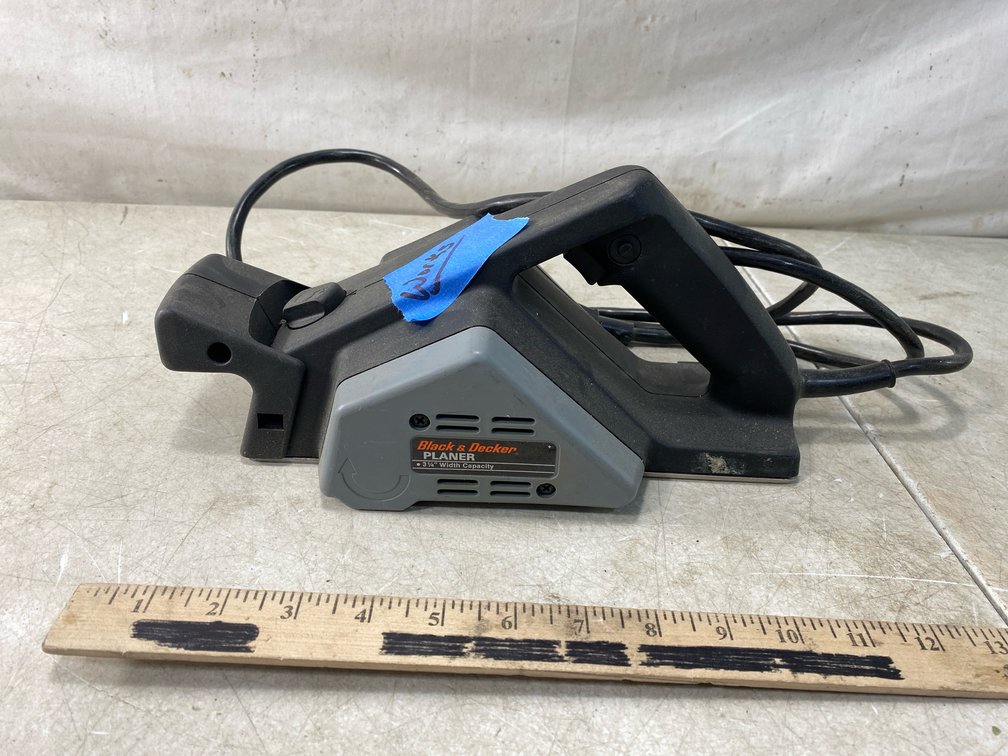 Black & Decker 3 1/4" Electric Planer Cat. No. 7696