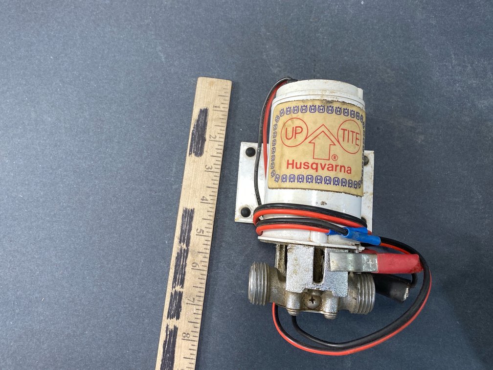 Husqvarna Up Tite Electric Pump
