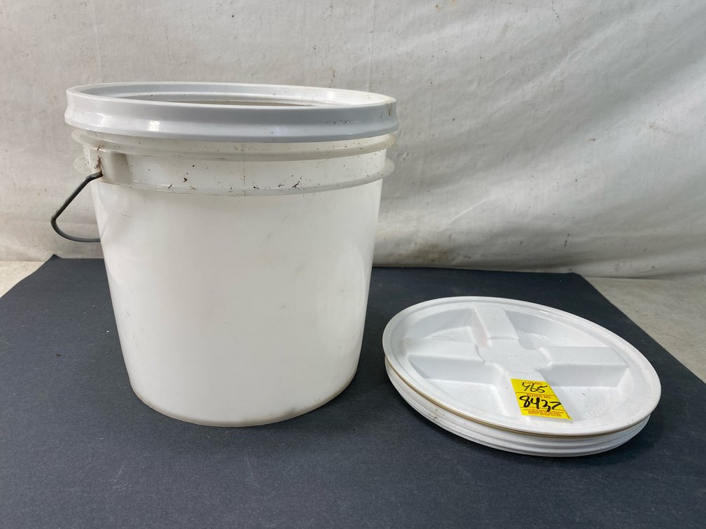 White Plastic Bucket with Screw-Top Lid