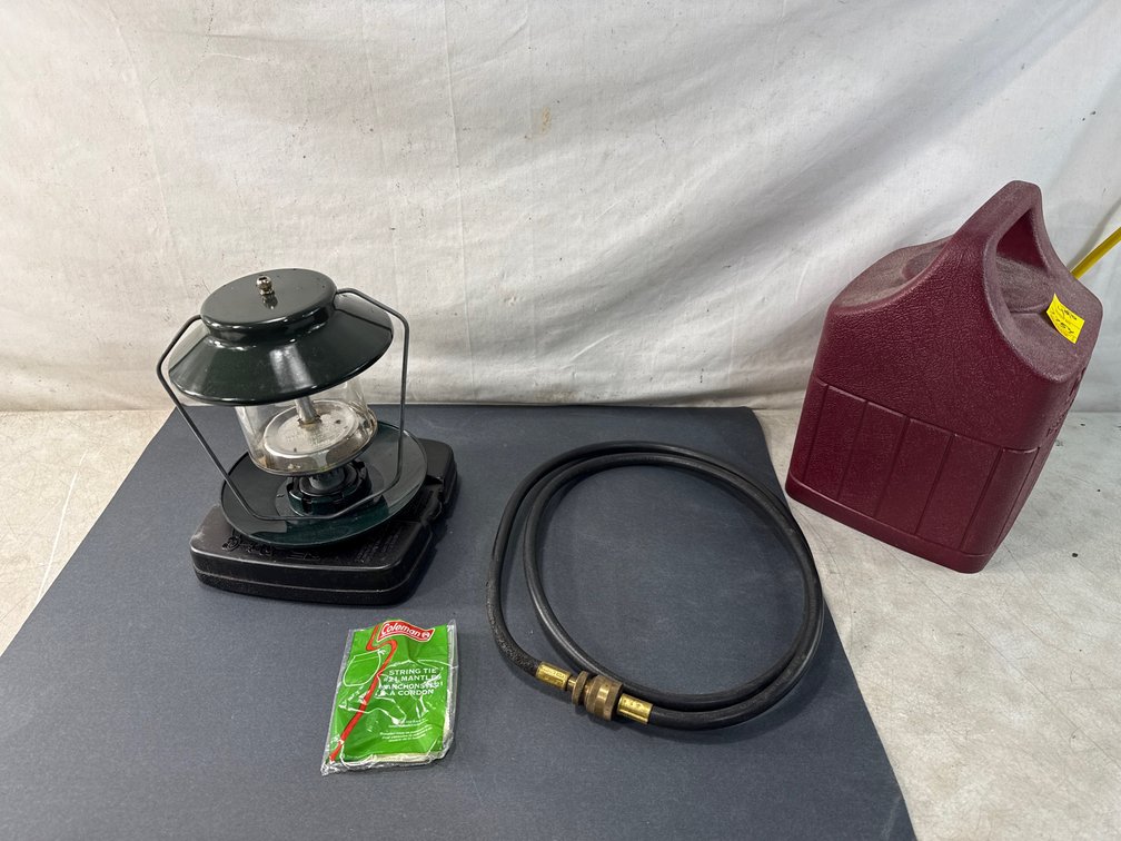 Coleman Camping Lantern Set