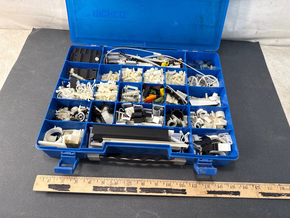 Richco Blue Plastic Compartment Case