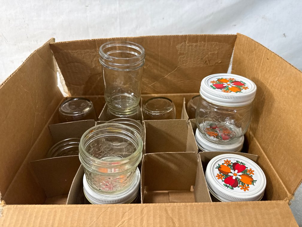 Quilted Glass Canning Jar