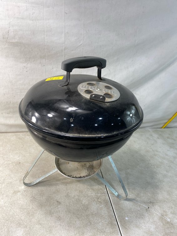 Weber Portable Kettle Charcoal Grill