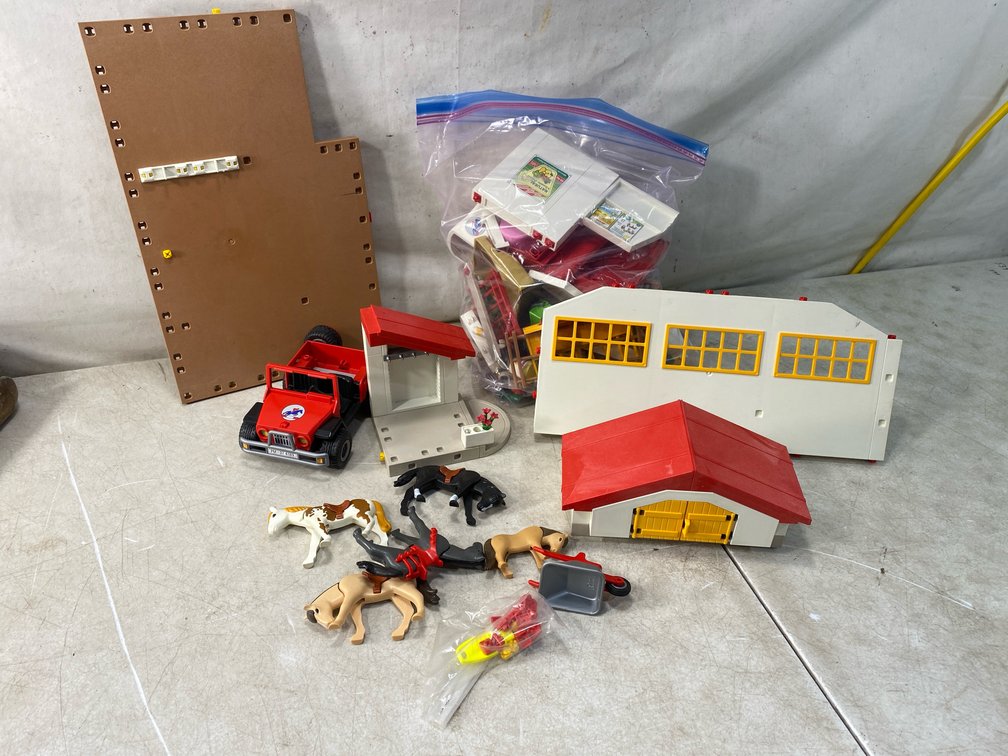 Equestrian and Farm Toy Set Components