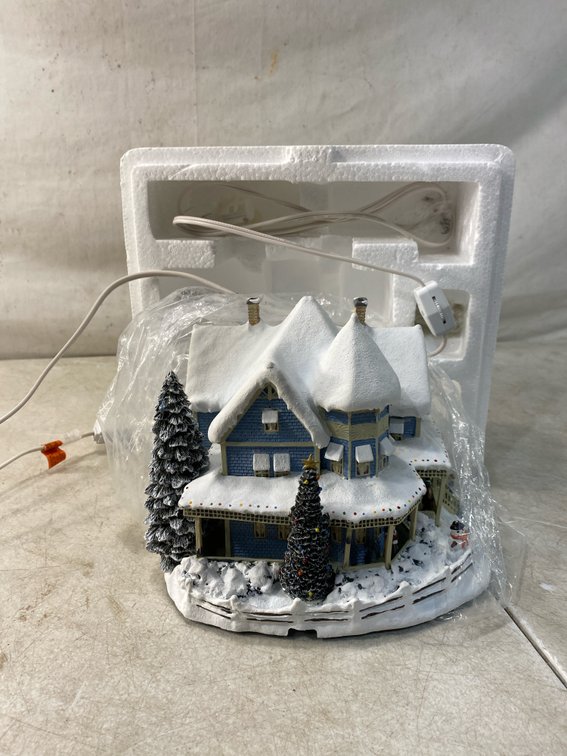Hawthorne Village Thomas Kinkade Holiday Bed and Breakfast