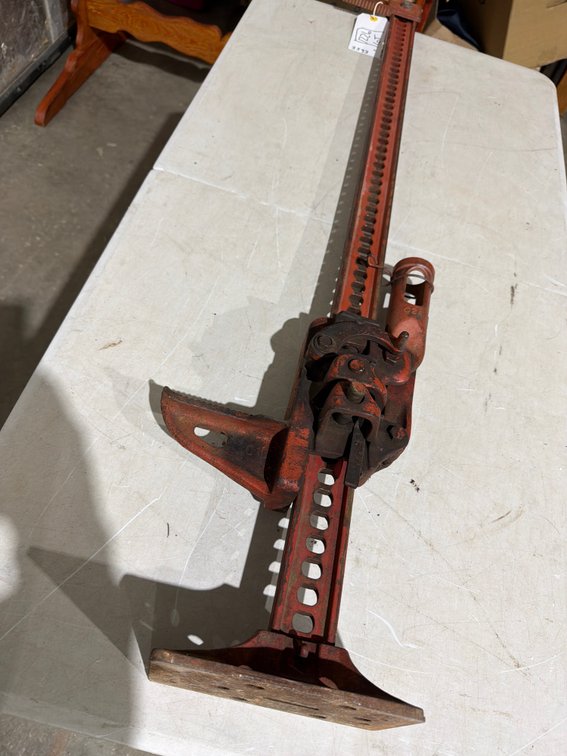 Mechanical Farm Jack