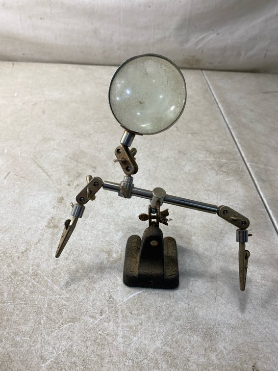 Helping Hands Tool with Magnifying Glass