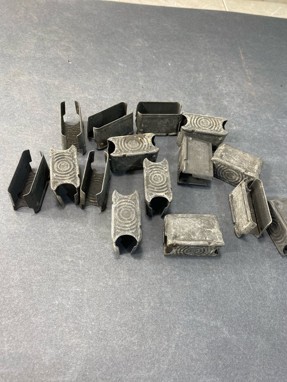 Stamped Metal En Bloc Clip for M1Grand