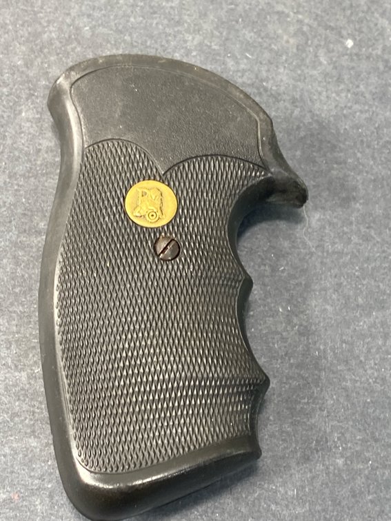 Pachmayr Gripper Revolver Grip