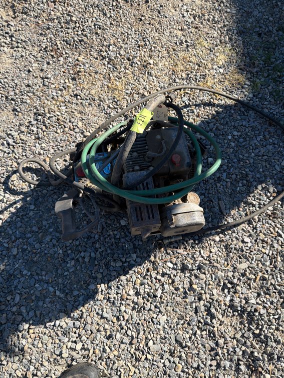 Cat Pumps SF30G Gas-Powered Pressure Washer