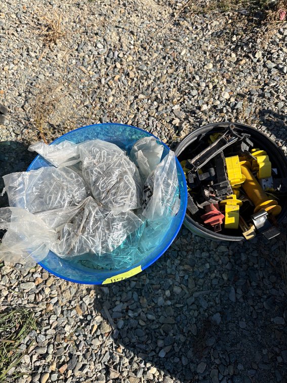 Electric Fence Insulators and Wire Clips