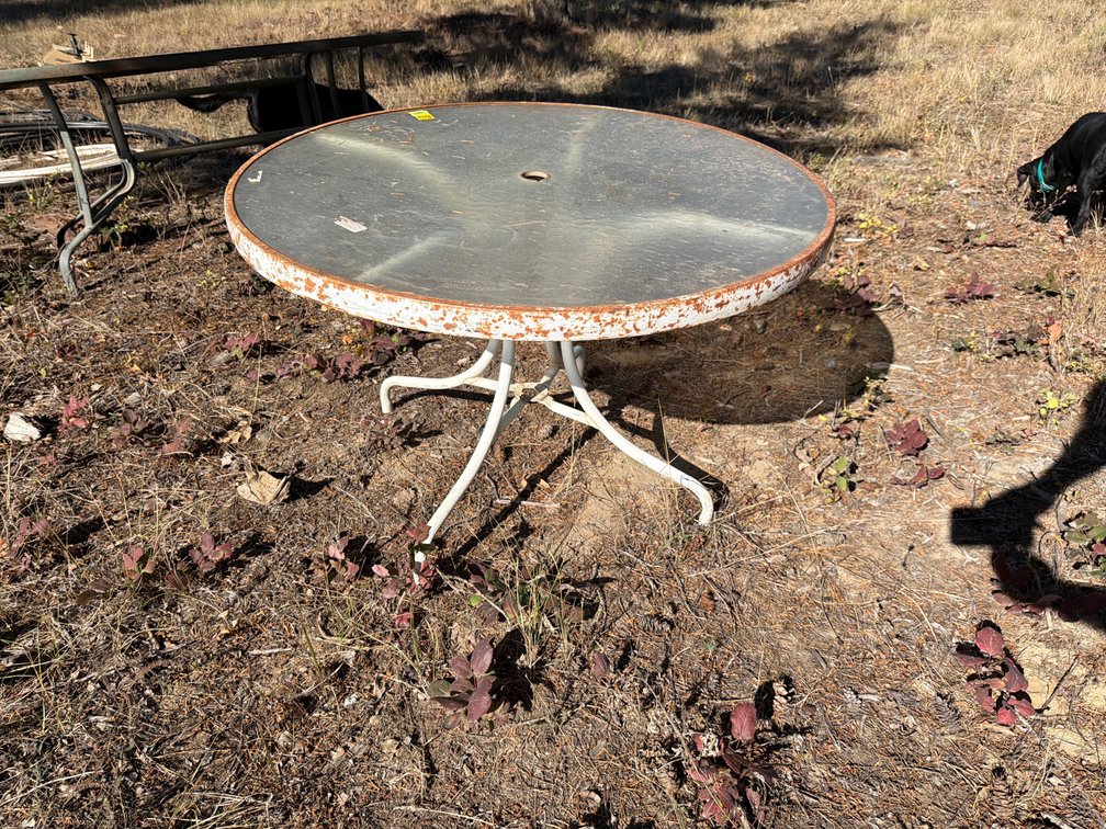 Round Patio Table with Glass Top