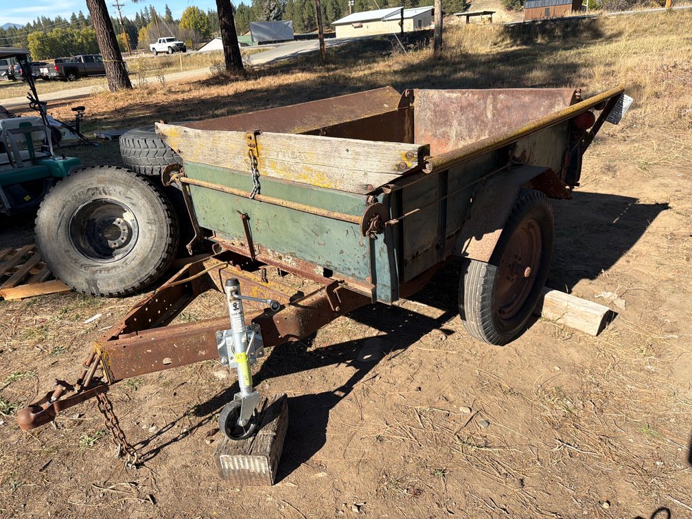 Single-Axle Utility Trailer