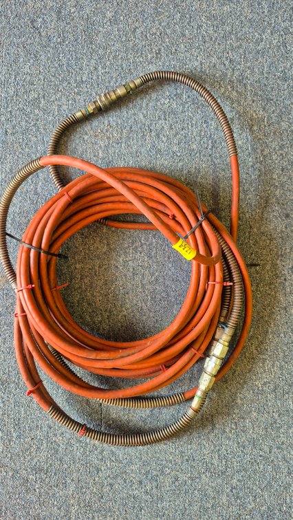 Hydraulic Hose with Quick-Disconnect Couplers