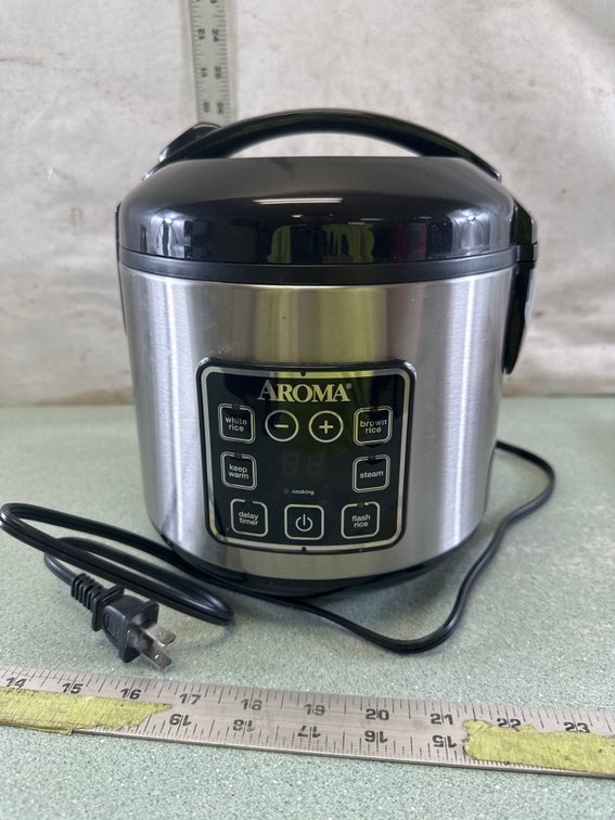 Aroma Digital Rice Cooker