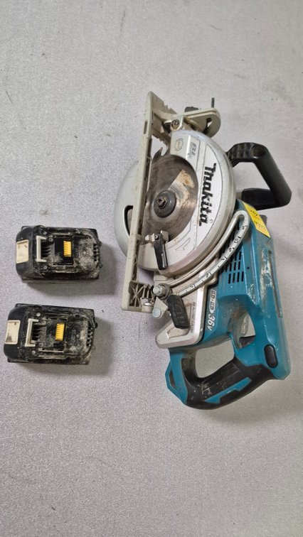 Makita XSR01 36V Brushless 7-1/4 in Cordless Circular Saw