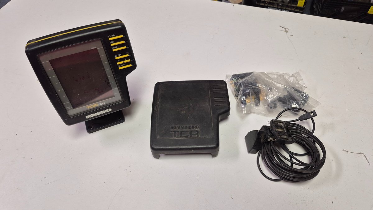 Humminbird TCR ID 1 Fishfinder with Transducer and Mount