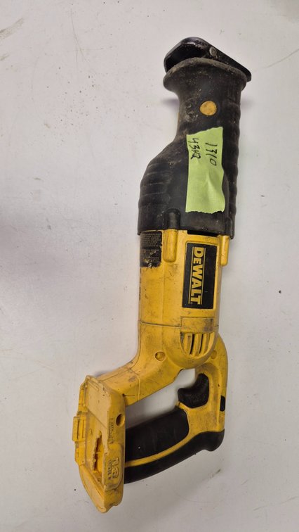 DeWalt 18V Cordless Reciprocating Saw