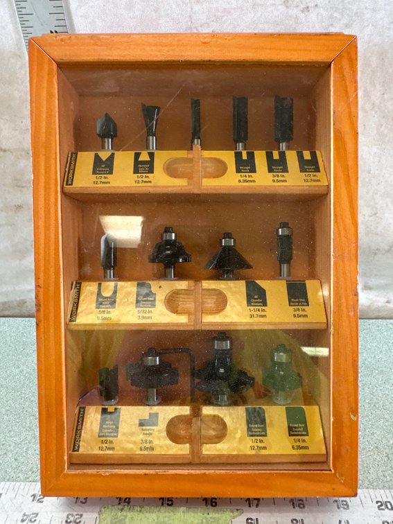 WORKSMITH Router Bit Set in Wooden Case
