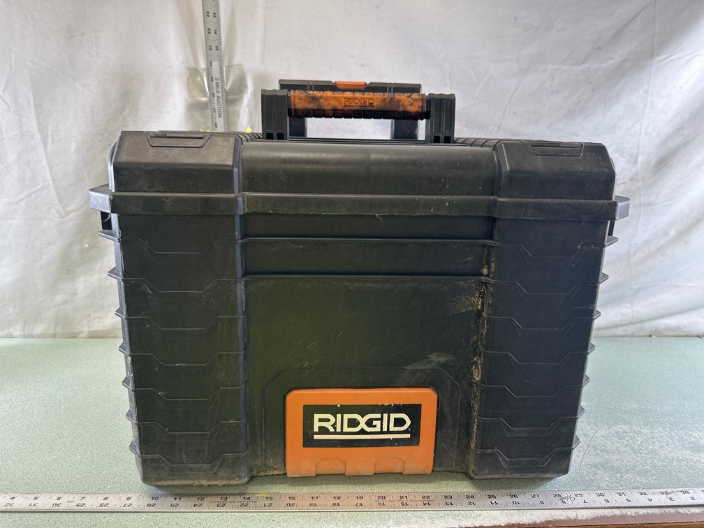RIDGID Rolling Tool Box