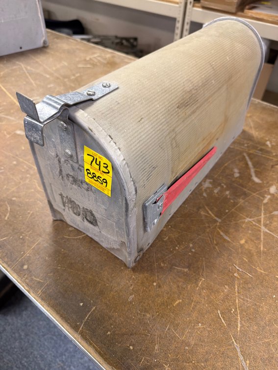 Galvanized Steel Rural Mailbox