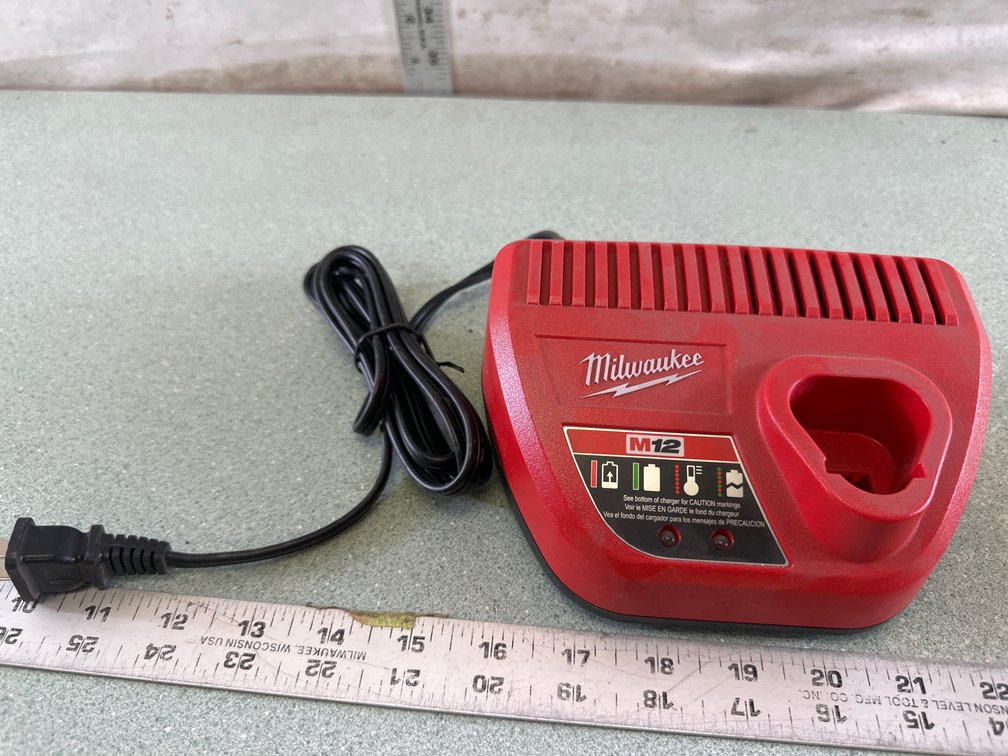 Milwaukee M12 Battery Charger Cat. No. 48-59-2401