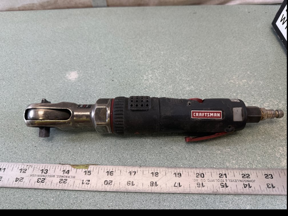 Craftsman 3/8 in Air Ratchet Wrench Model 875.199330