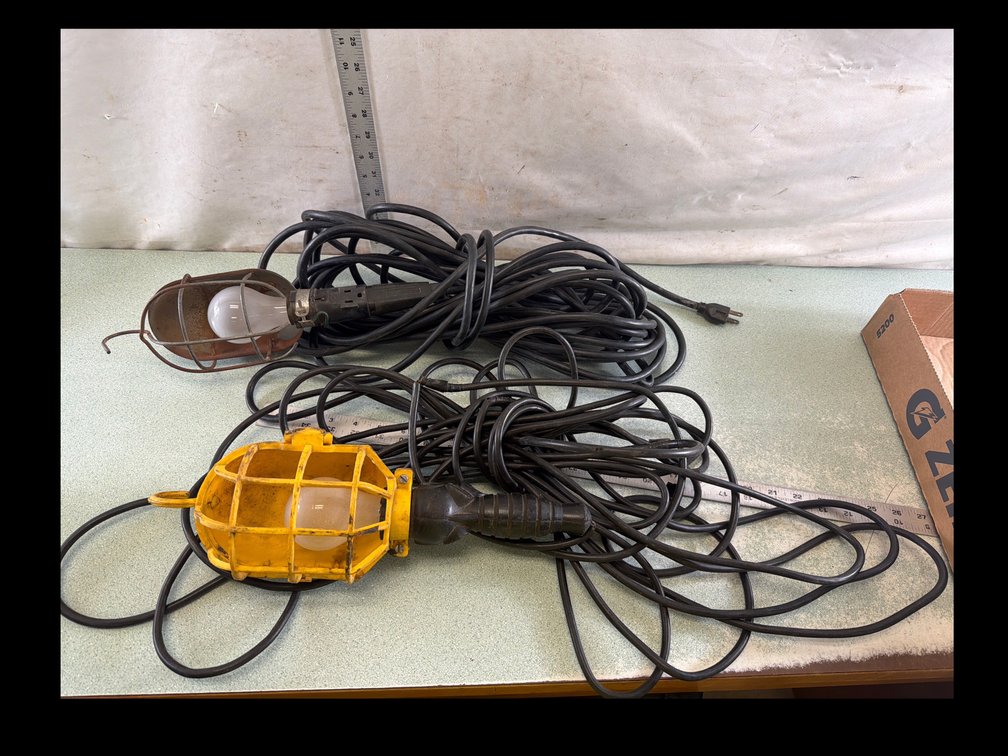 Corded Drop Trouble Light