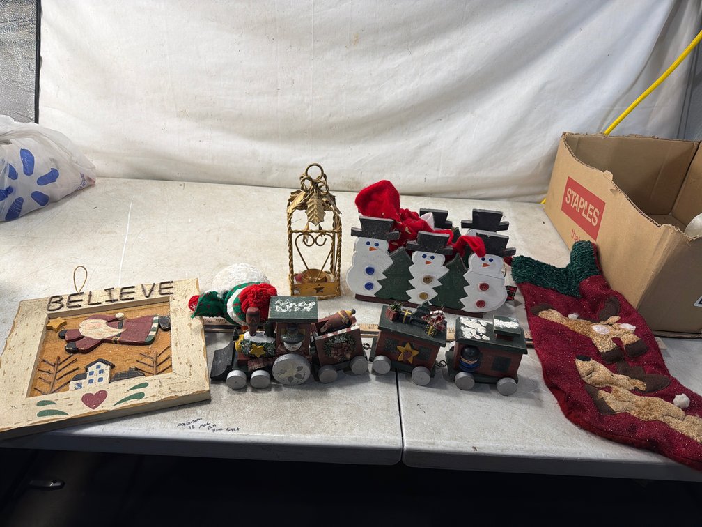 Christmas Holiday Decor