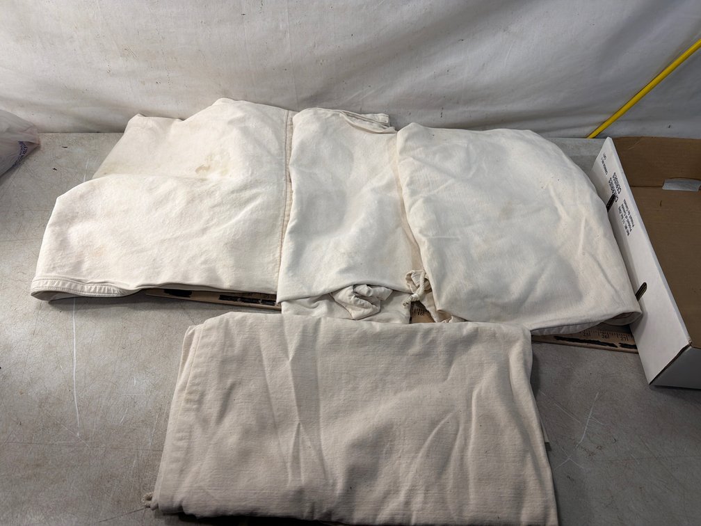 Off-White Canvas Drawstring Meat Storage Dust Bag
