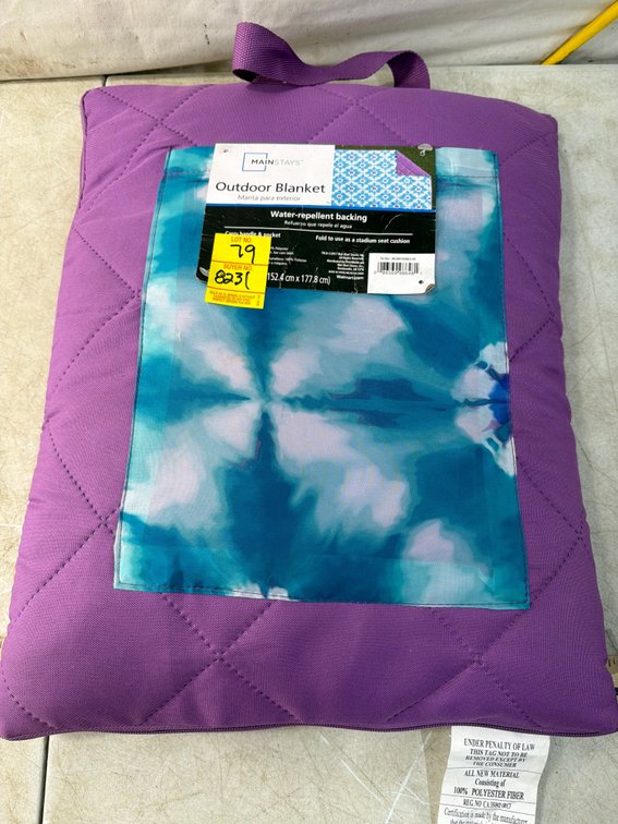 Mainstays 60 in x 70 in Outdoor Blanket, New