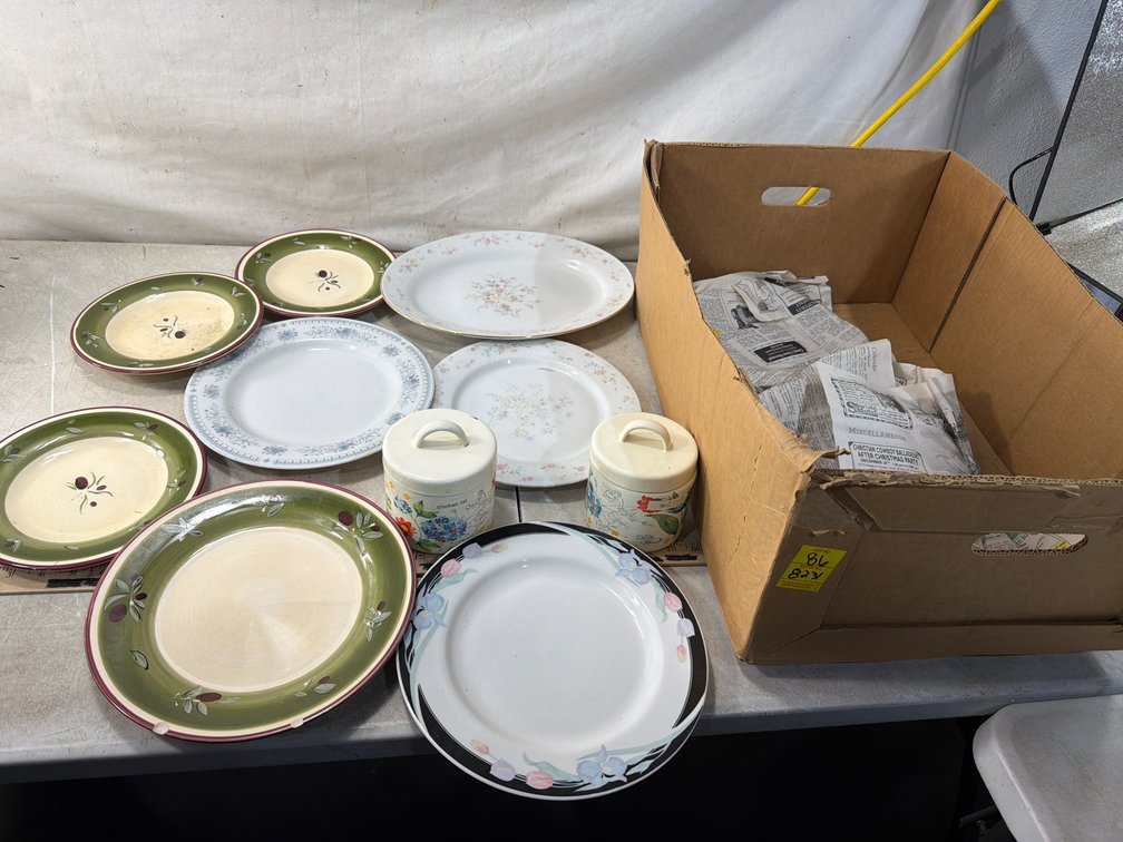 Ceramic Tableware and Canister