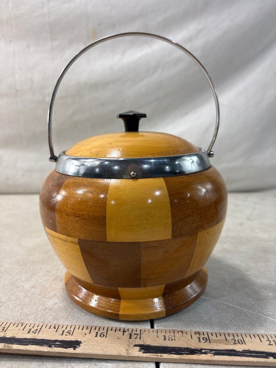 Segmented Checkered Wood Ice Bucket with Handle