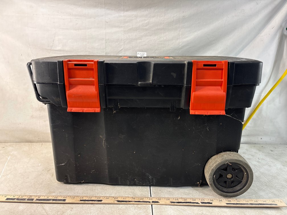 Rolling Plastic Toolbox with Removable Tray
